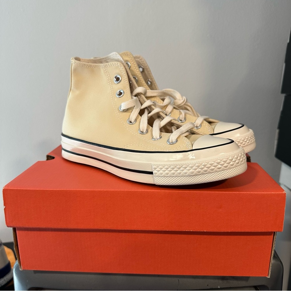 CONVERSE CHUCK 70 VINTAGE CANVAS HIGH TOP Lemon Drop A00458C Women’s 6